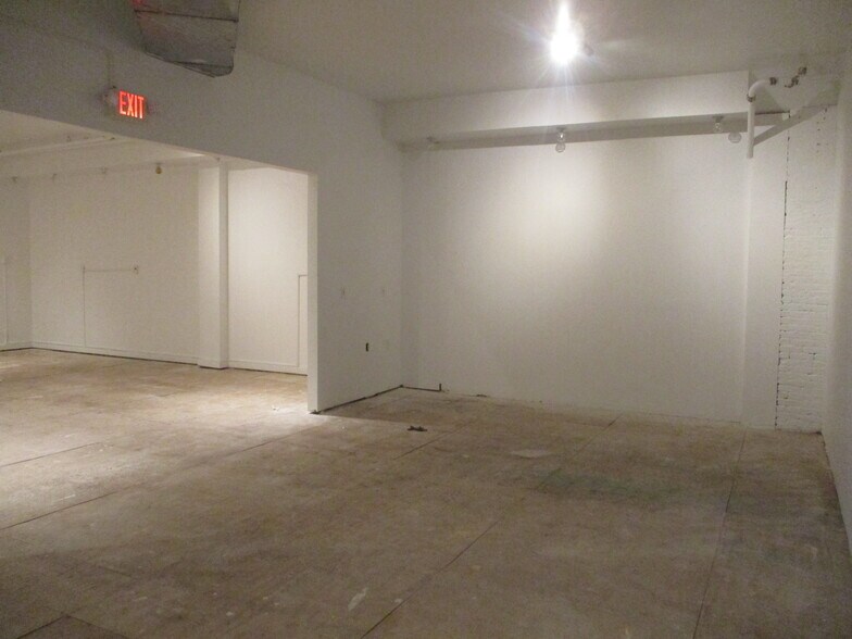 900 Fulton St, Brooklyn, NY for lease - Building Photo - Image 2 of 9