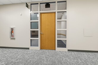 7640 Sylvania Ave, Sylvania, OH for lease Interior Photo- Image 1 of 12