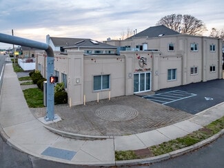 More details for 620 W Montauk Hwy, Lindenhurst, NY - Office/Retail for Lease