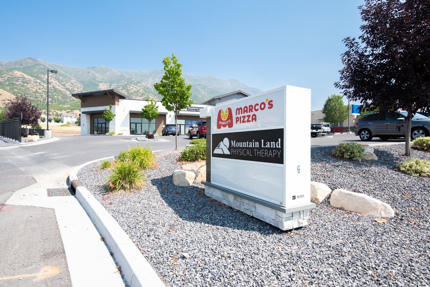 82-94 Highland Dr, Santaquin, UT for lease - Building Photo - Image 2 of 11