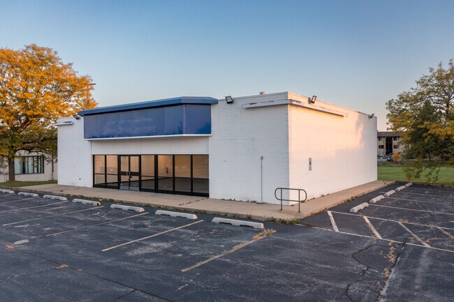 Plus de détails pour 2700 E Sauk Trail Rd, Sauk Village, IL - Commerce de détail à vendre