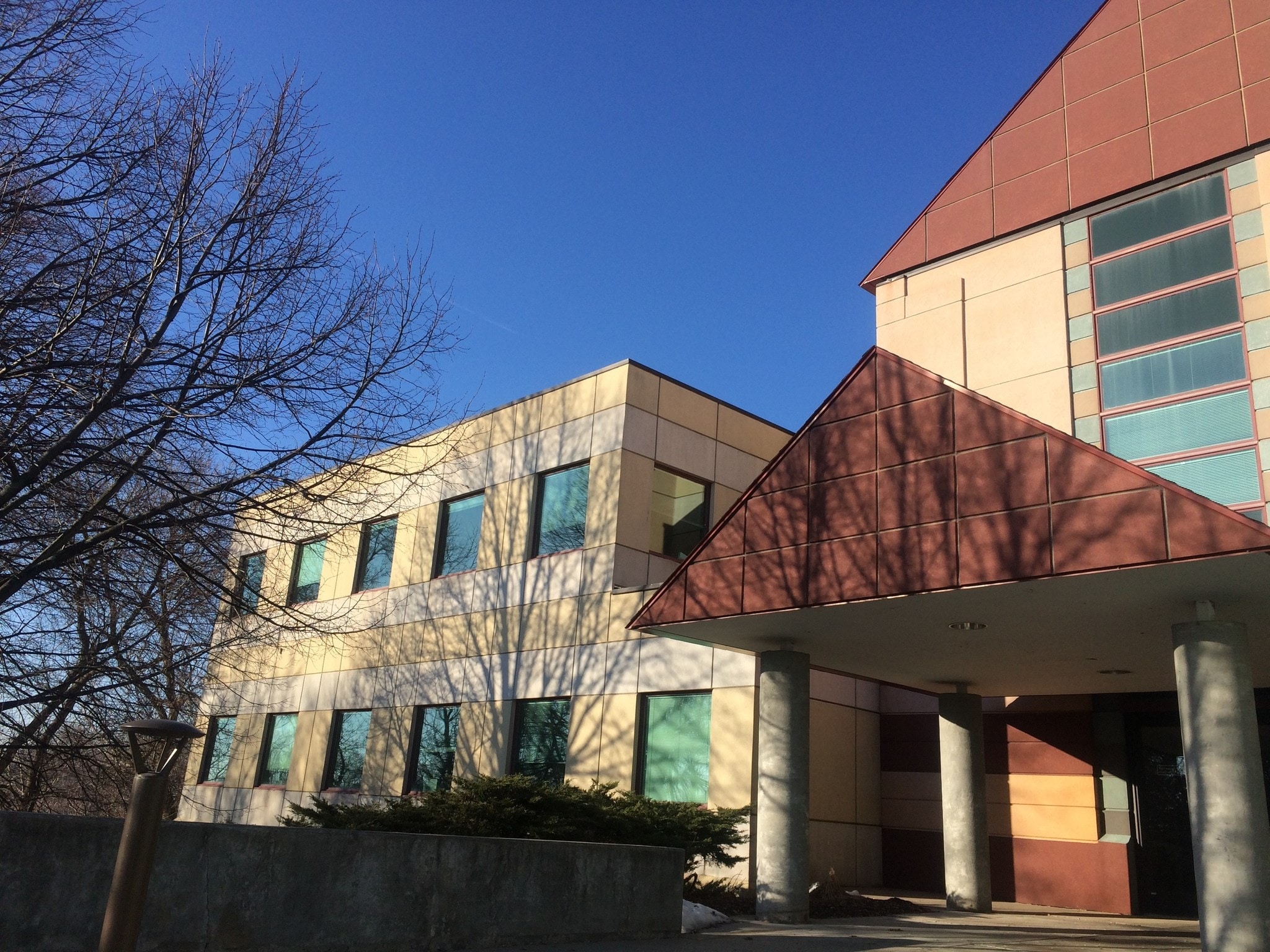 2800 Royal Ave, Madison, WI for lease Primary Photo- Image 1 of 8