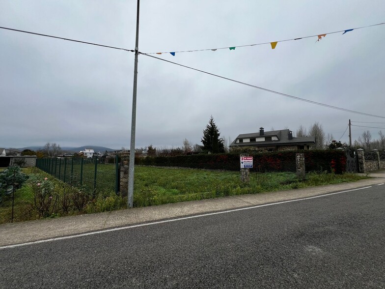 la, 7, Carracedelo, León for sale - Building Photo - Image 3 of 3