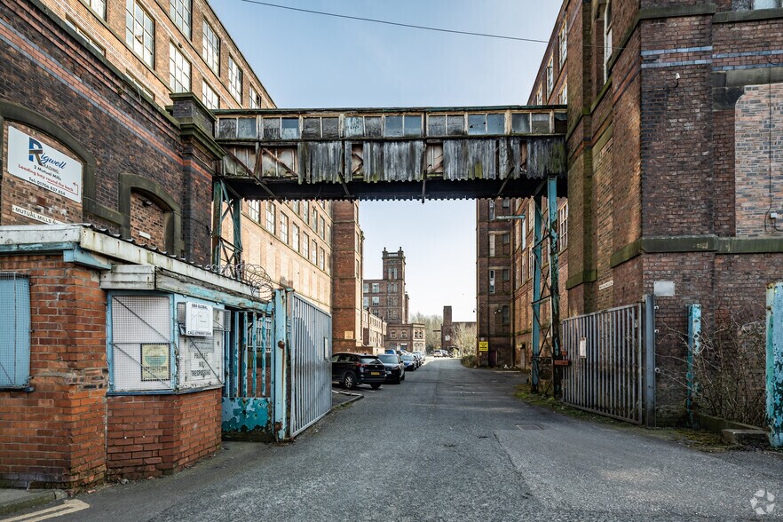 Aspinall St, Heywood à louer - Photo du bâtiment - Image 3 de 4