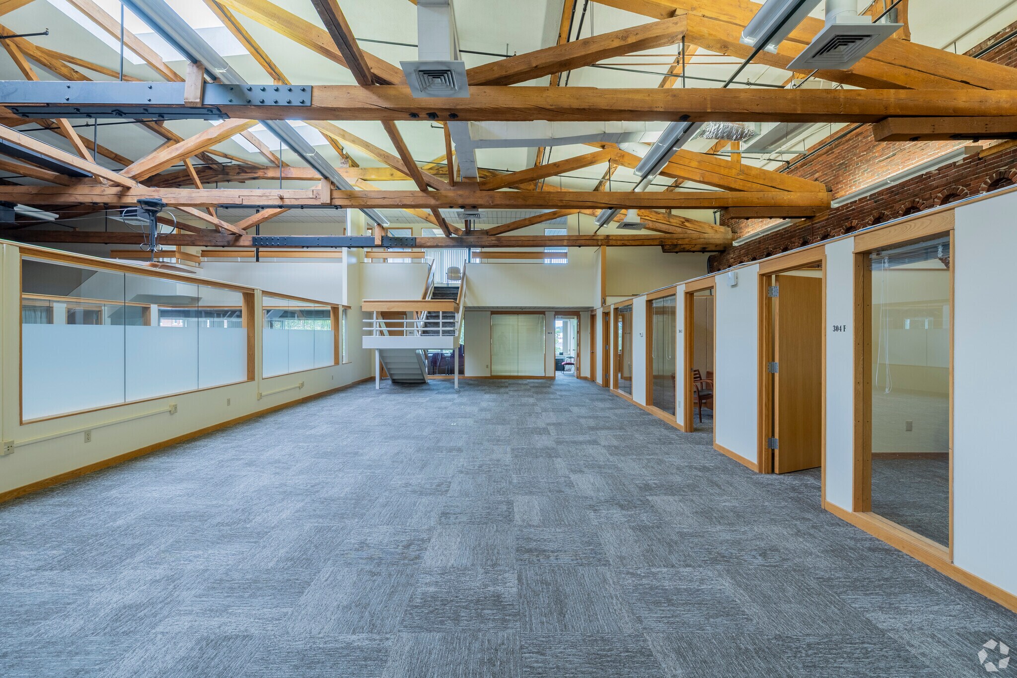 977-1001 Elm St, Manchester, NH for lease Building Photo- Image 1 of 13