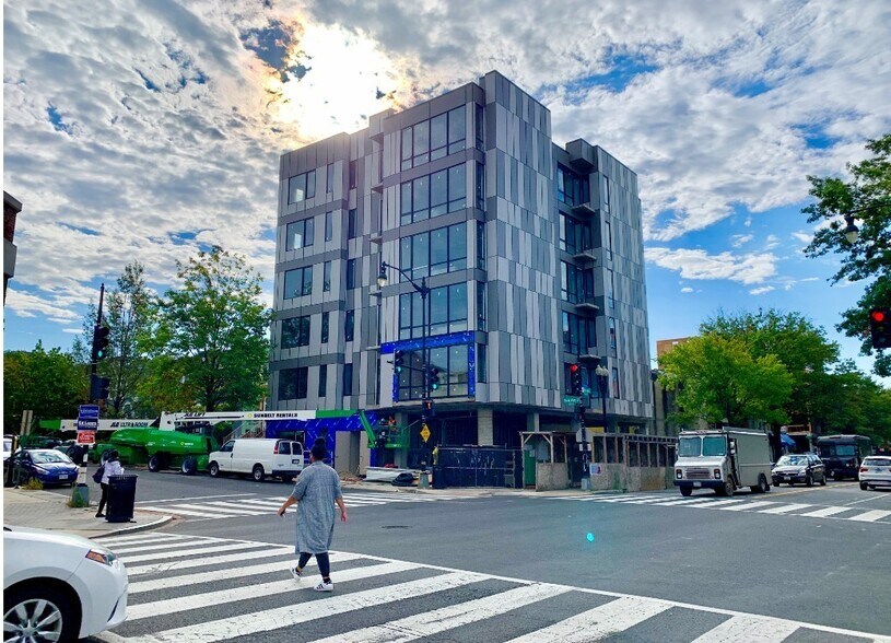 3619 NW Georgia Ave, Washington, DC à vendre - Photo du bâtiment - Image 2 de 21