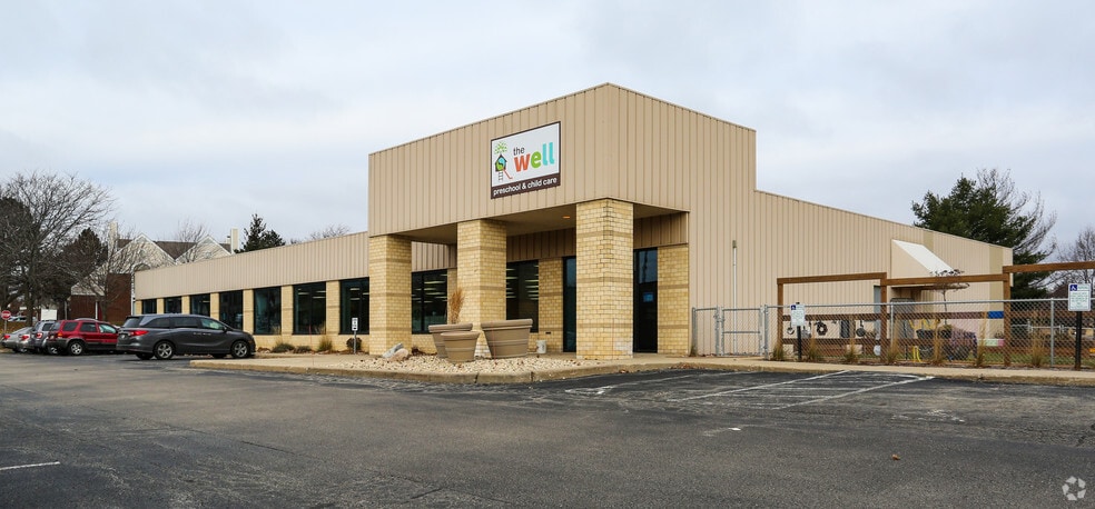 High Point Office Park portfolio of 11 properties for sale on LoopNet.ca - Primary Photo - Image 1 of 11