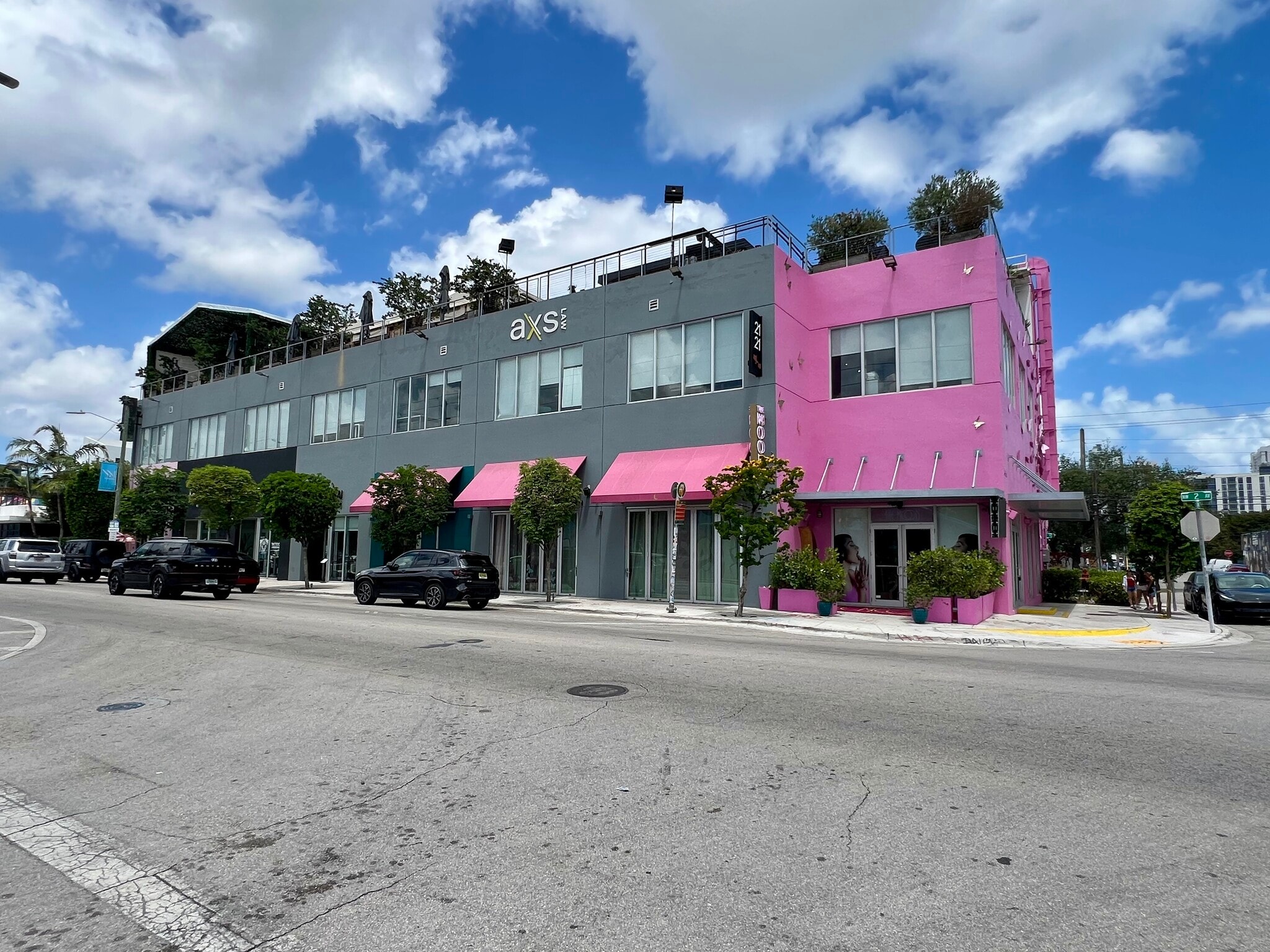 2121 NW 2nd Ave, Miami, FL for lease Building Photo- Image 1 of 3