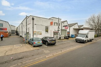 Plus de détails pour 10 Greycaine Rd, Watford - Industriel/Logistique à louer