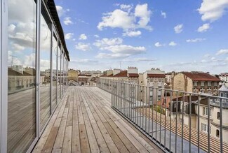 Plus de détails pour Bureau à louer