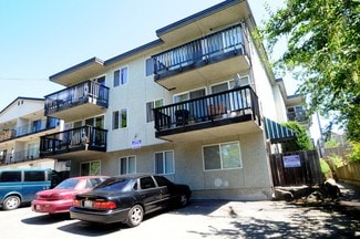More details for 11023 Greenwood Ave N, Seattle, WA - Multifamily for Sale