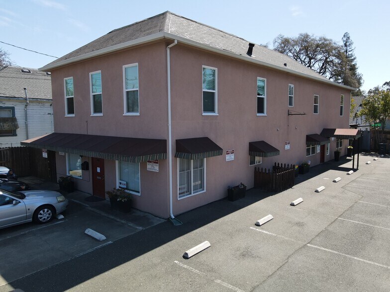 448 Sebastopol Ave, Santa Rosa, CA for sale - Building Photo - Image 2 of 17