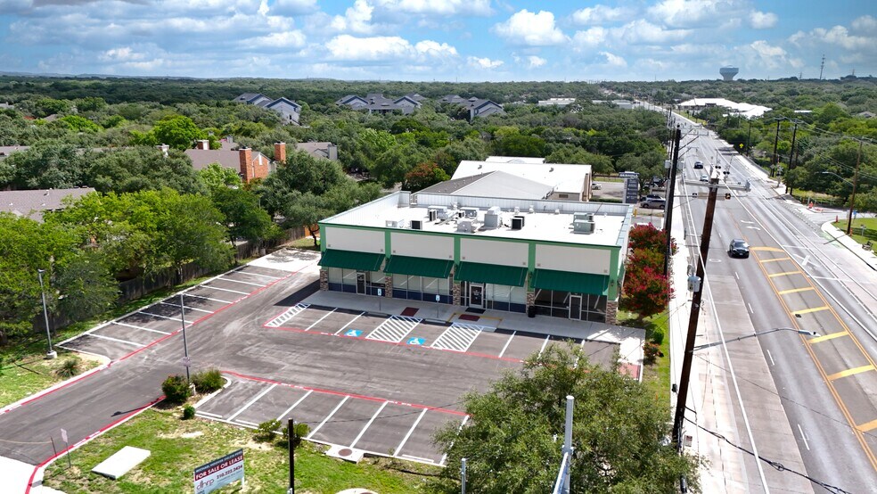 4999 De Zavala Rd, San Antonio, TX for lease - Building Photo - Image 3 of 5