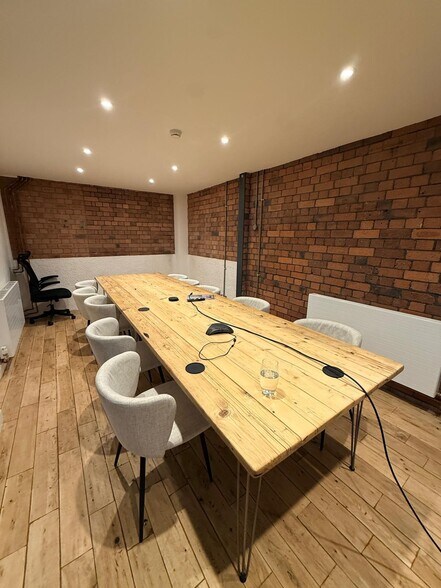 Bath Rd, Bristol for lease - Interior Photo - Image 2 of 4