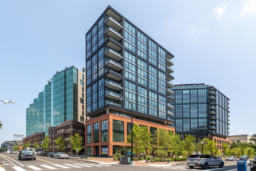 2000 2nd St SW, Washington, DC for lease - Building Photo - Image 2 of 34