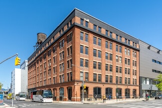 Plus de détails pour 707 Eleventh Ave, New York, NY - Bureau à louer