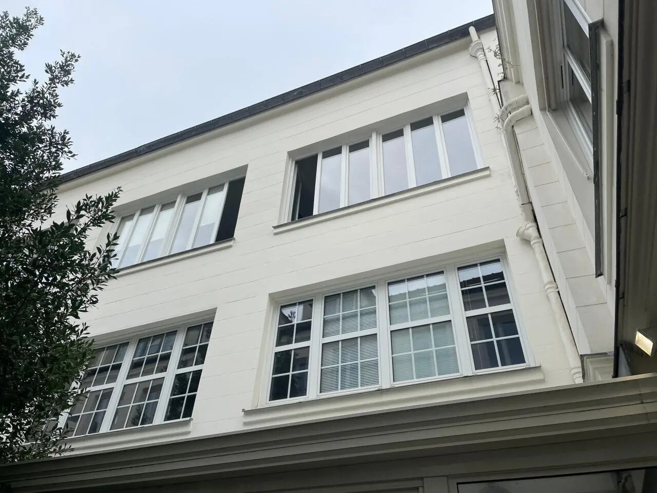 5-7 Passage De La Boule Blanche, Paris for lease Building Photo- Image 1 of 20