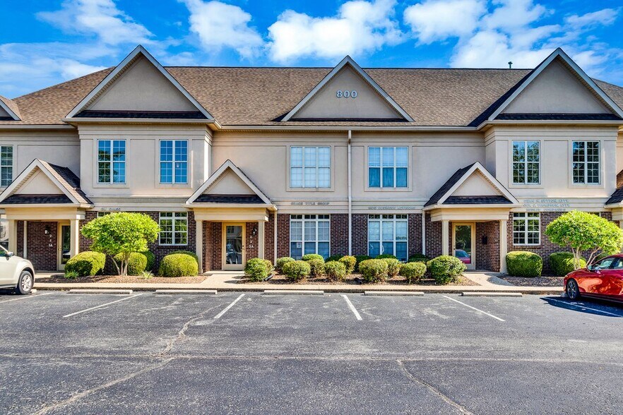800 Stone Creek Pkwy, Louisville, KY à louer - Photo principale - Image 1 de 13