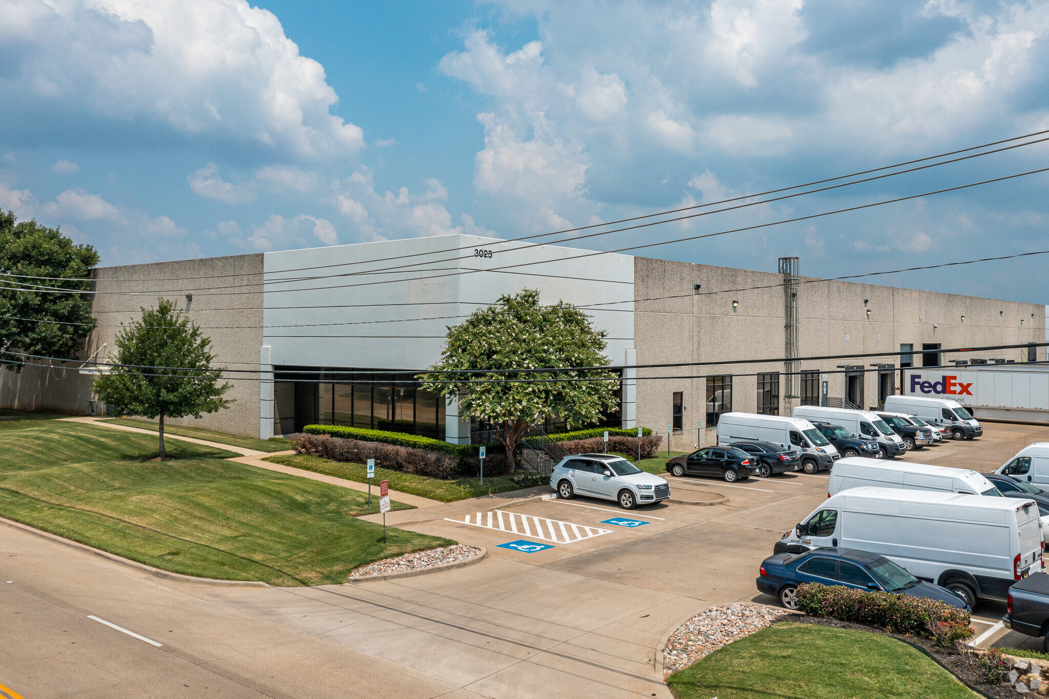 3025 N Great Southwest Pky, Grand Prairie, TX for sale Building Photo- Image 1 of 1