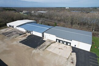 Plus de détails pour 1121-1125 Larsen Rd, Fort Atkinson, WI - Industriel à louer
