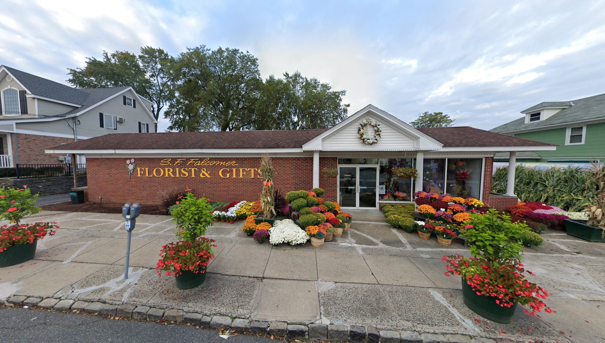 8 S Maryland Ave & Residence, Port Washington, NY for sale Primary Photo- Image 1 of 10