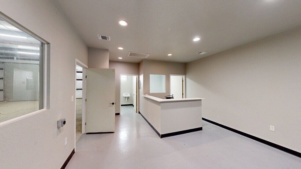 18838 FM 2252, San Antonio, TX à louer - Numérisation 3D de Matterport - Image 2 de 11