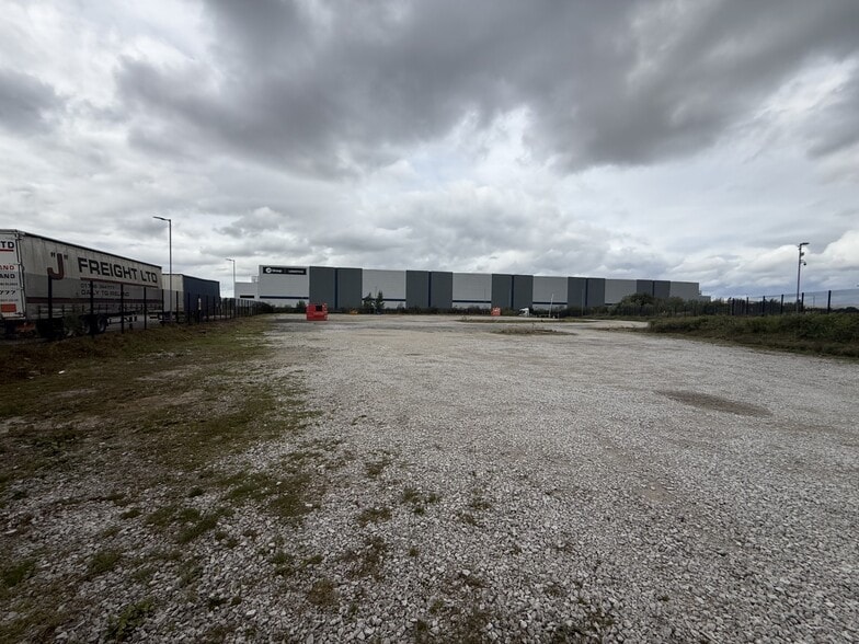 Michael Faraday Ave, Rochdale for lease - Building Photo - Image 2 of 7