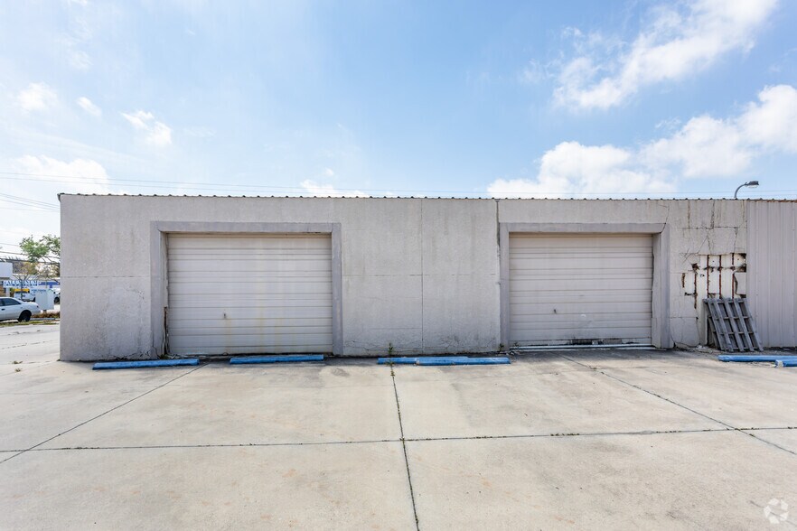 5309 Shirley St, Naples, FL for sale - Building Photo - Image 2 of 2