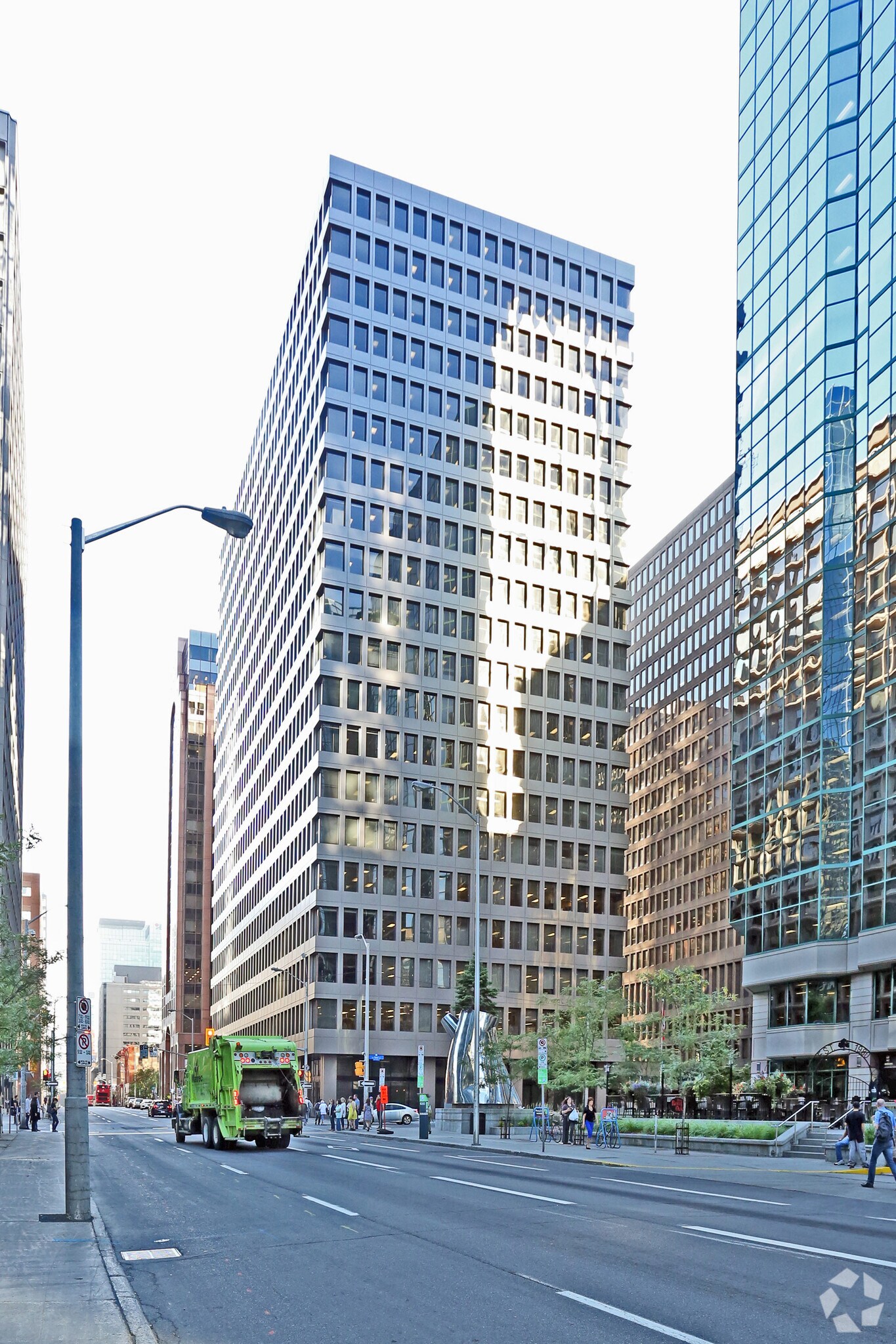 300 Slater St, Ottawa, ON à vendre Photo principale- Image 1 de 1