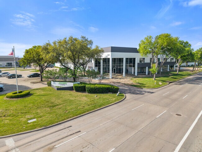 More details for 1401 Valwood Pky, Carrollton, TX - Industrial for Lease