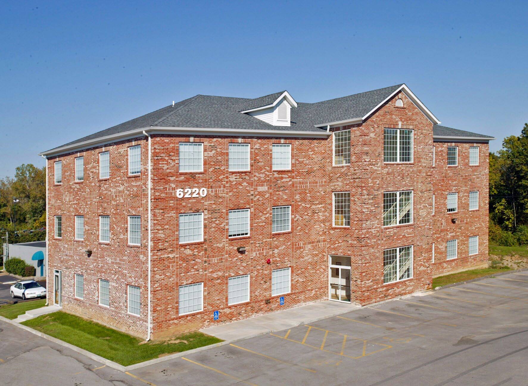 6220 S Lindbergh Blvd, Saint Louis, MO à louer Photo du bâtiment- Image 1 de 6