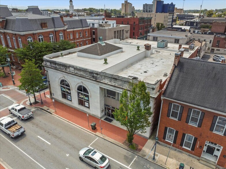 101 W Washington St, Hagerstown, MD à vendre - Photo du bâtiment - Image 2 de 2