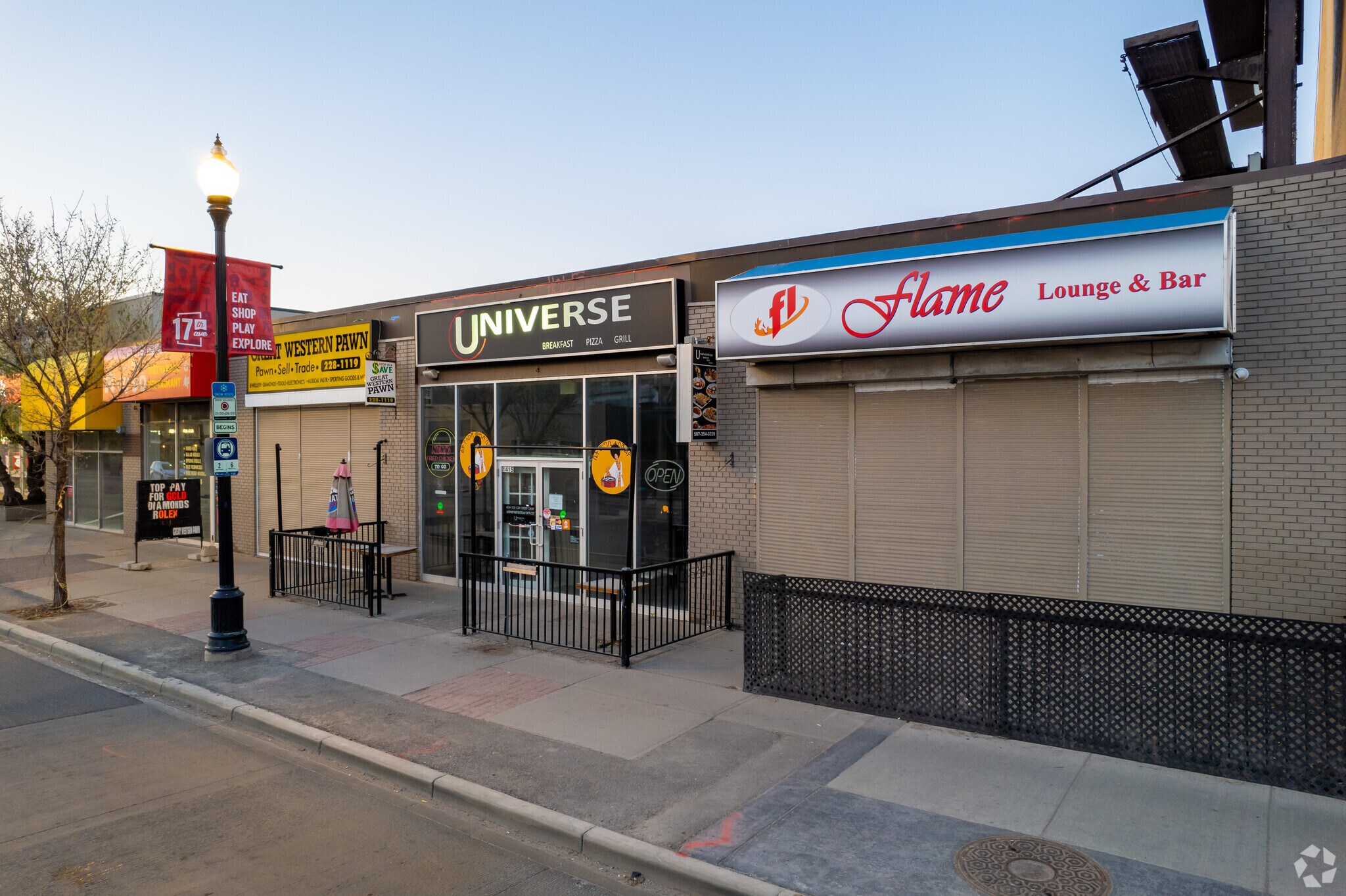 1409-1417 17th Ave SW, Calgary, AB à vendre Photo principale- Image 1 de 1