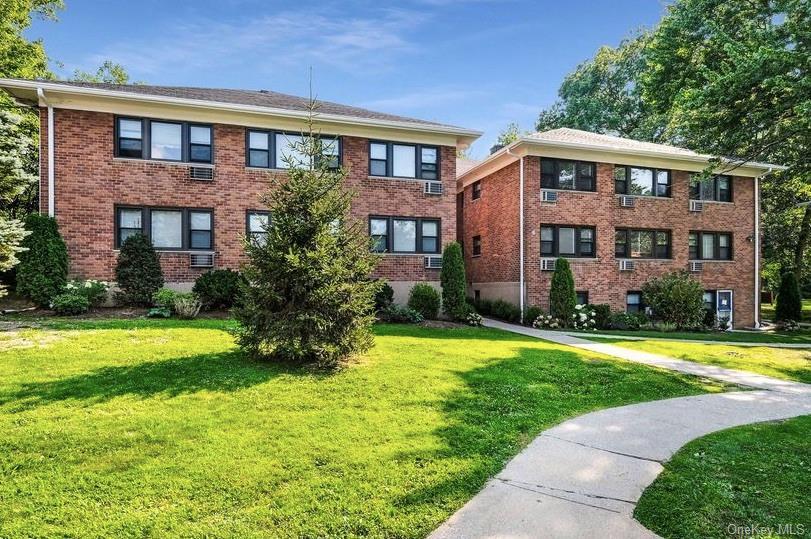 160 Theodore Fremd Ave, Rye, NY à louer - Photo du bâtiment - Image 2 de 2