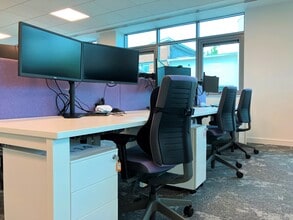 Post Office Ln, Beaconsfield for lease Interior Photo- Image 2 of 9