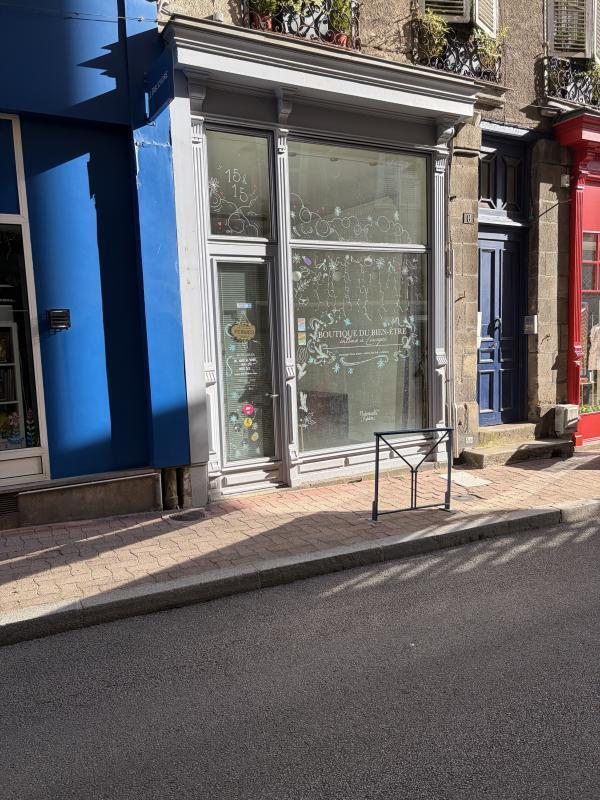 Retail in Limoges for sale Building Photo- Image 1 of 5