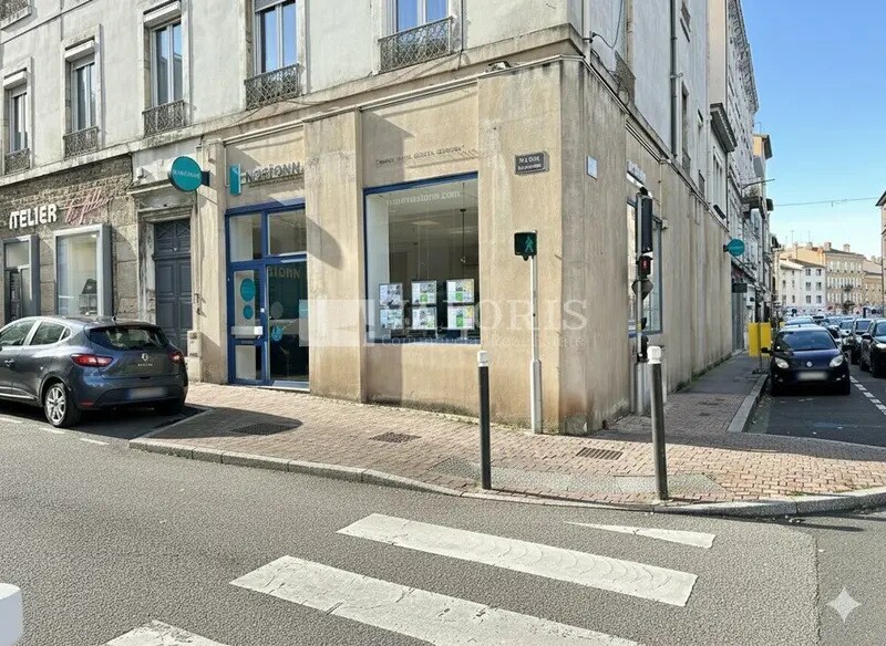 200 Rue De La Republique, Villefranche-sur-Saône for lease Building Photo- Image 1 of 13