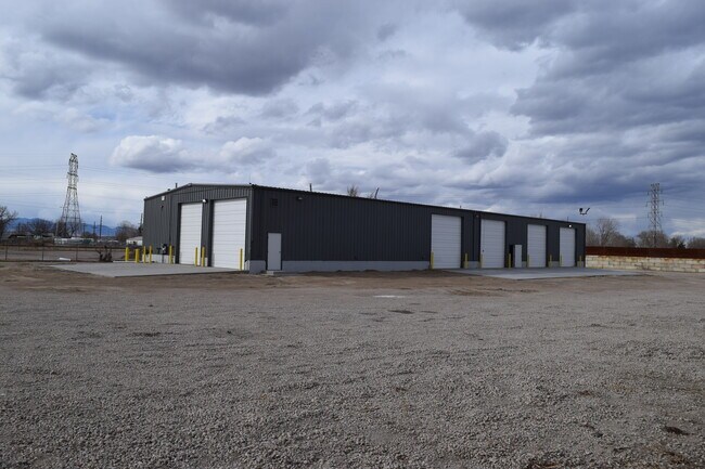 Plus de détails pour 4241 E 64th Ave, Commerce City, CO - Industriel à louer