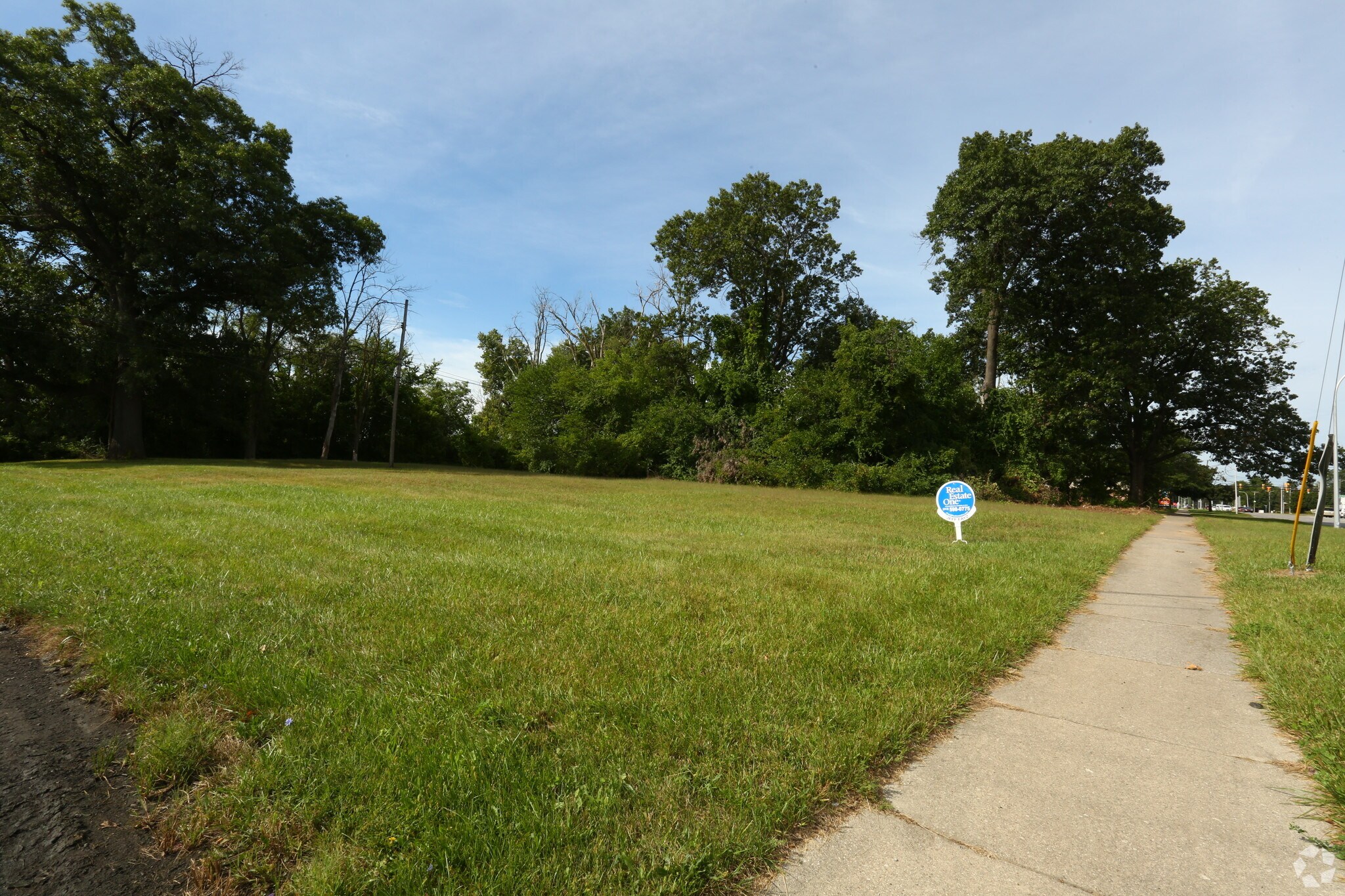 Goddard Rd, Taylor, MI for sale Building Photo- Image 1 of 2