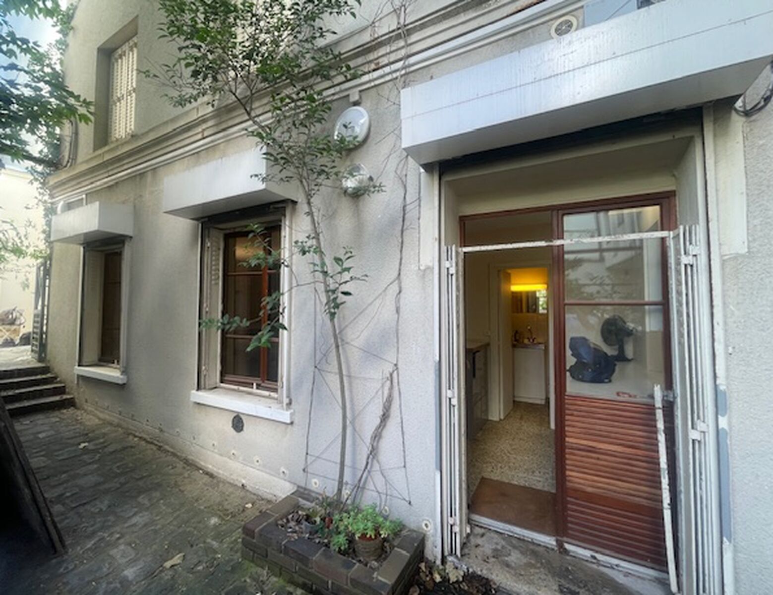 18 Bis Rue Rémy Dumoncel, Paris for lease Building Photo- Image 1 of 9