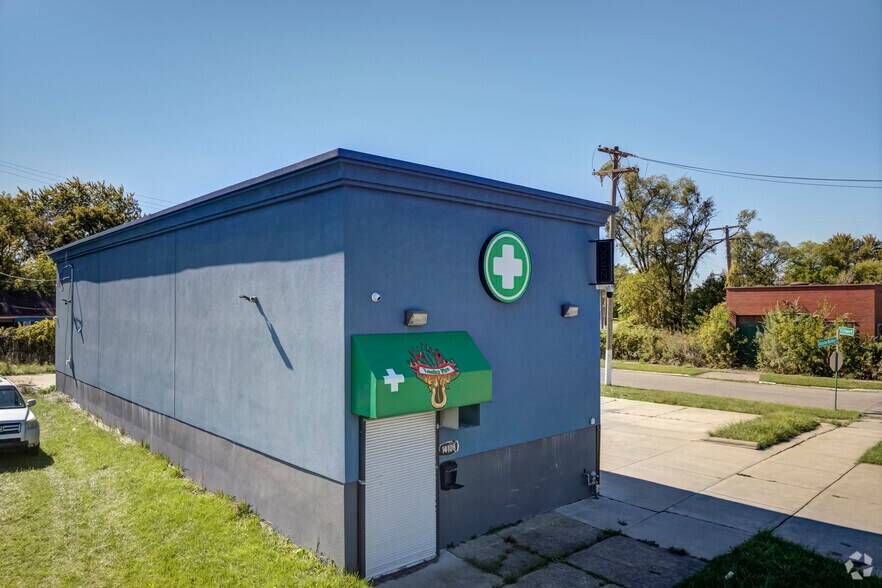 14108 Houston Whittier St, Detroit, MI for lease - Building Photo - Image 2 of 14