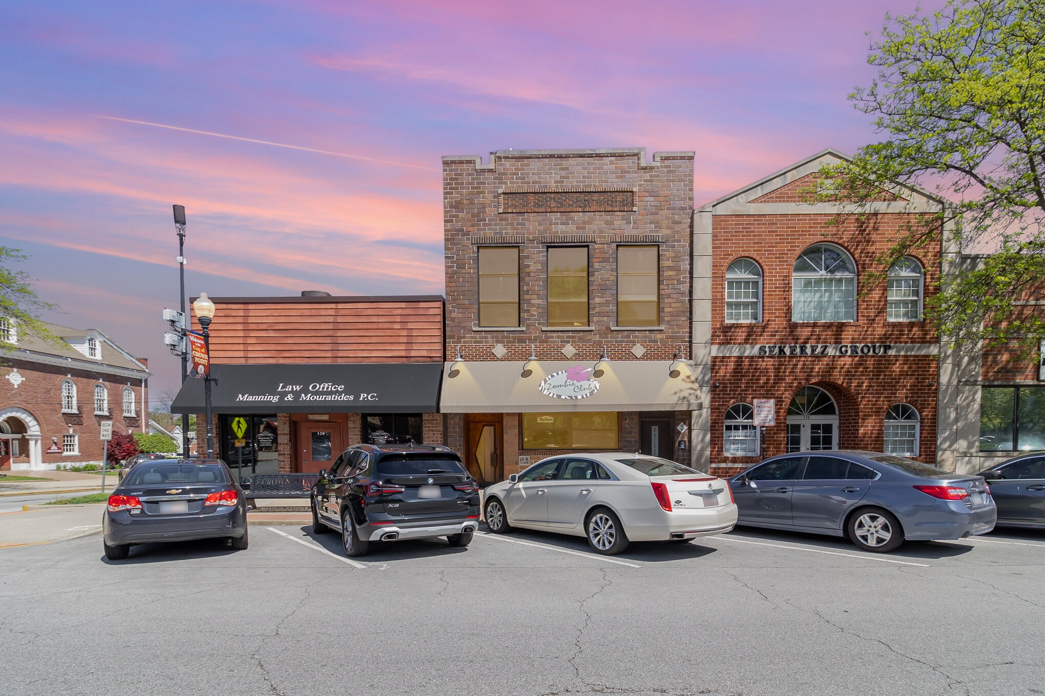 118 W Clark St, Crown Point, IN à vendre Photo du bâtiment- Image 1 de 68