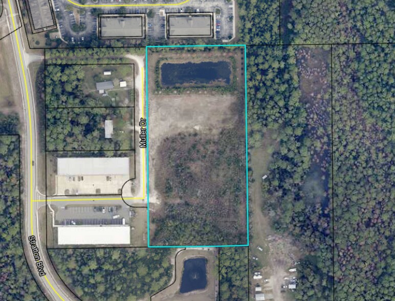 Four Industrial Buildings for Sale/Lease portefeuille de 4 propriétés à vendre sur LoopNet.ca - Aérien - Image 2 de 2