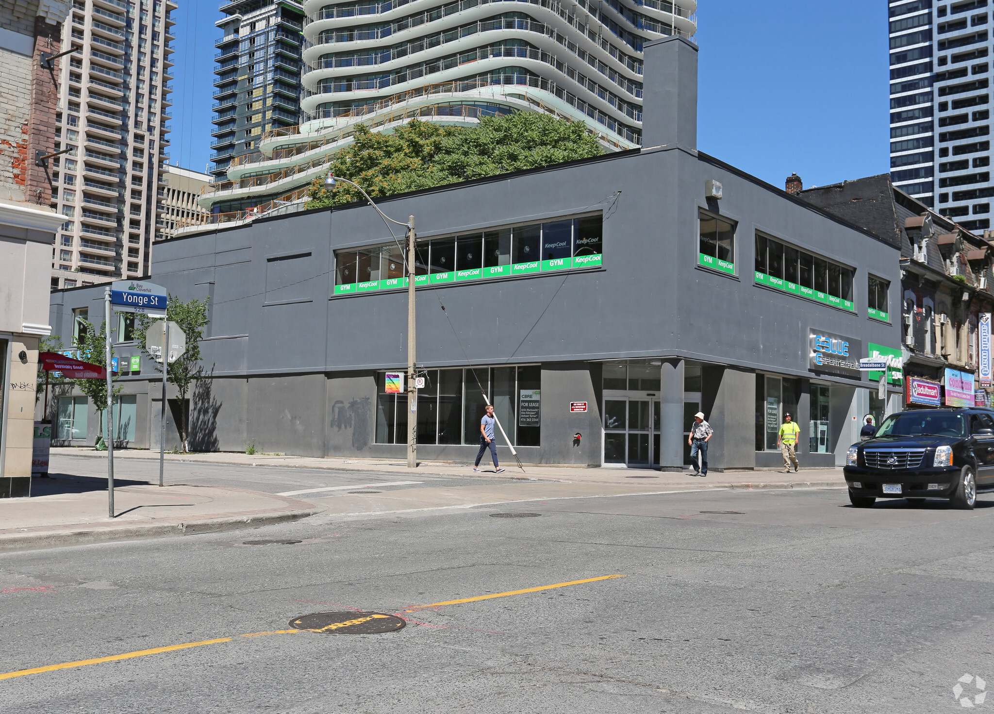 530 Yonge St, Toronto, ON for lease Primary Photo- Image 1 of 5