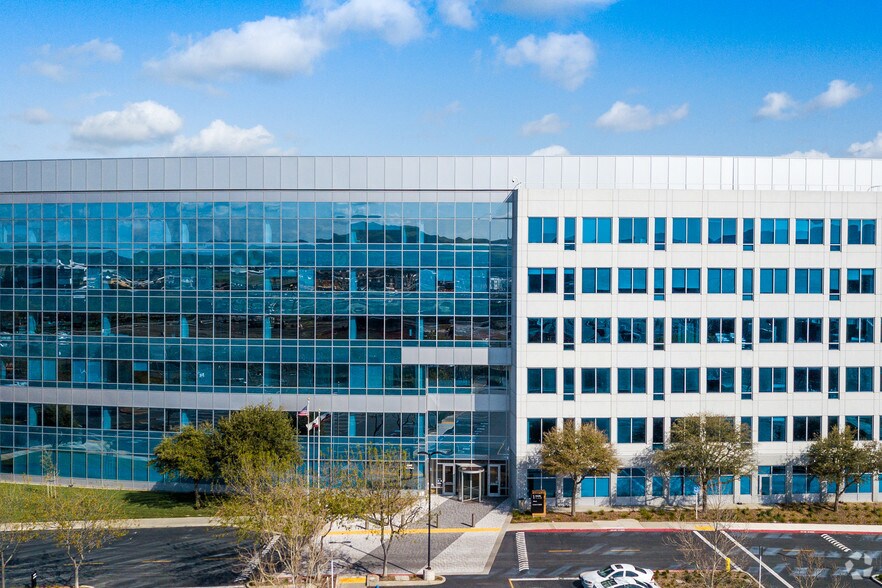 1 Park Pl, Dublin, CA à louer - Photo du bâtiment - Image 3 de 46