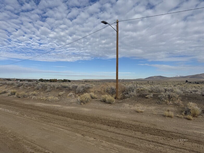 TBD US 93 (002-730-027) hwy, Wells, NV à vendre - Photo du bâtiment - Image 2 de 6