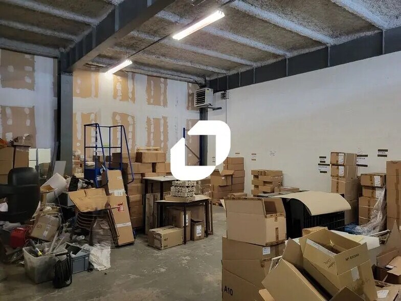 Retail in Mérignac for lease - Interior Photo - Image 2 of 11