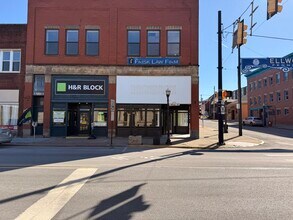 433-435 Lawrence Ave, Ellwood City, PA à louer Photo du bâtiment- Image 2 de 5