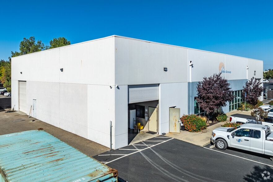 3150 Fitzgerald Rd, Rancho Cordova, CA for sale - Building Photo - Image 2 of 5