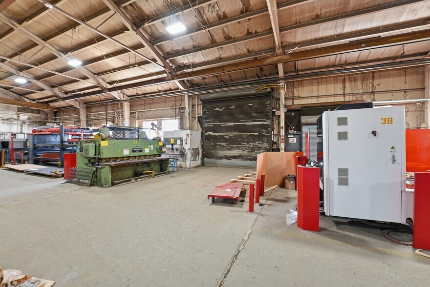 53 Batavia St, Springfield, MA à vendre - Photo du bâtiment - Image 3 de 35